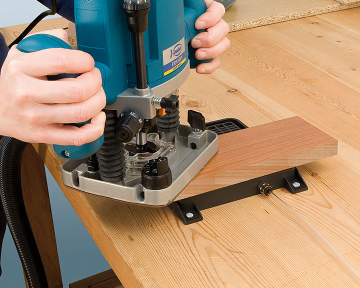 Фиксация деталей