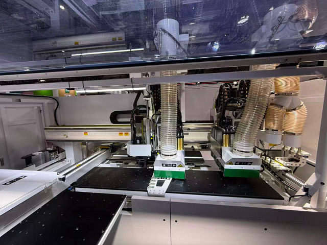 ����������-����������� ����� � ��� Nanxig ND612DCT