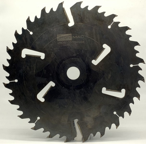   IRONMAC  ,  200