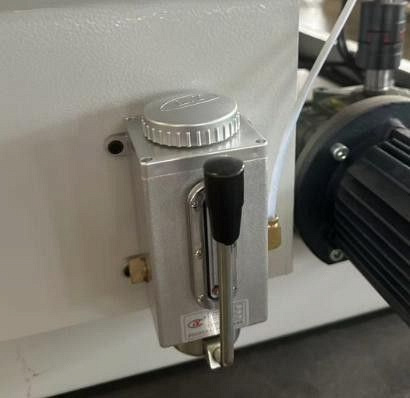 ��������������� ���������-��������� ������ IRONMAC 520T