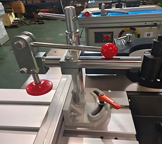 ��������� ������ � ���������� �������� IRONMAC T120 (M)