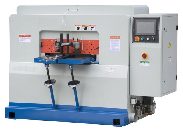   c     QUADRO YRT-100 CNC