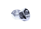 ����� M8 (10700053)