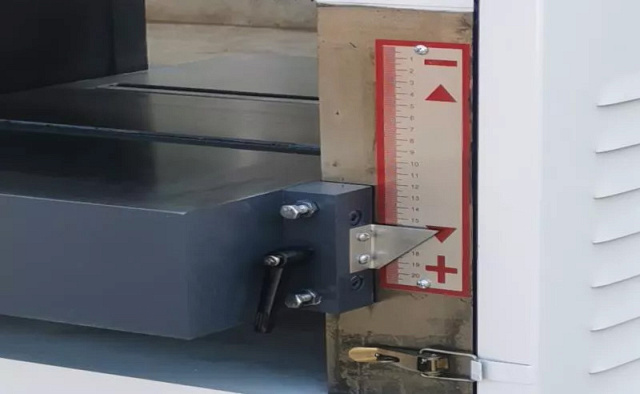 ����������� ������ � ��������������� ����� IRONMAC SK 106