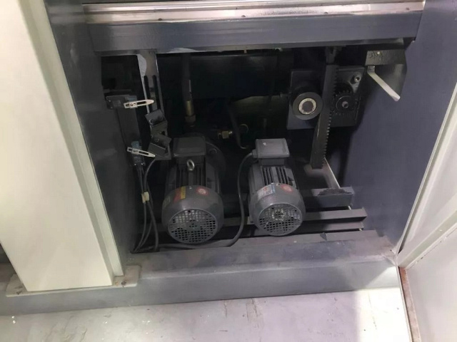 -  Vario Press QL-3000Z